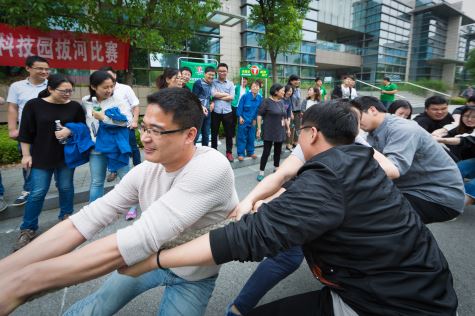 2018“卡拉宝”杯拔河比赛在乐虎lehu唯一官网科技园举行